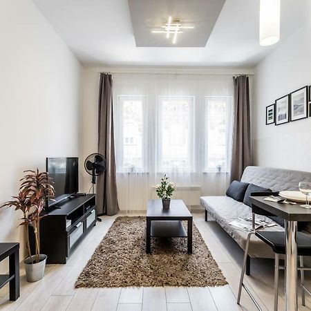 Fleur Creme Apartment บูดาเปสต์ ภายนอก รูปภาพ