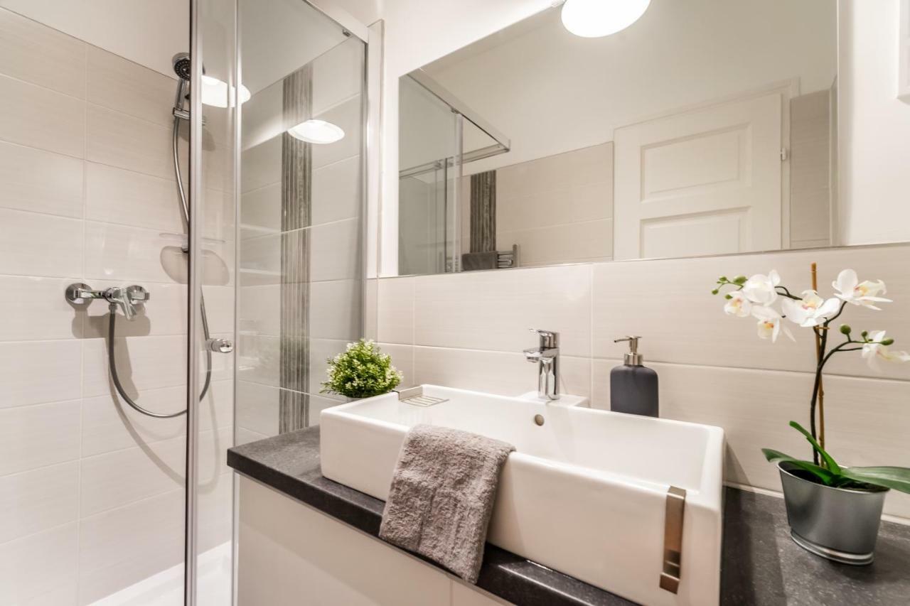 Fleur Creme Apartment บูดาเปสต์ ภายนอก รูปภาพ